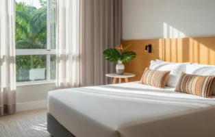 Veja 3 hotéis na Rua João Negrão em Curitiba